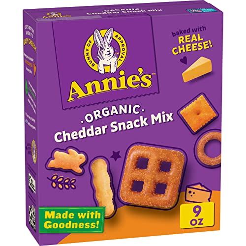 Annie's Organic Cheddar Snack Mix, 9 oz.